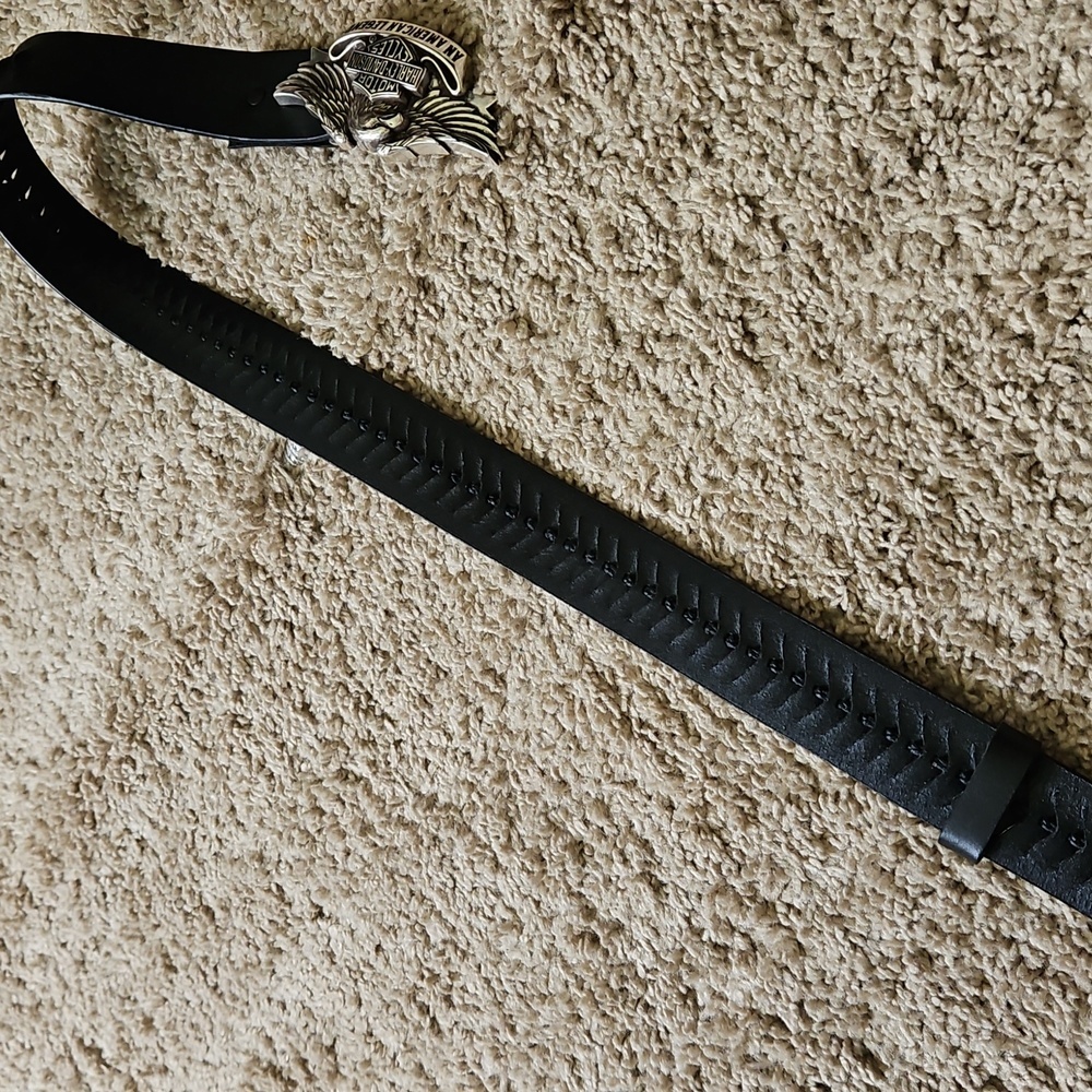 Harley Davidson Men's Black Leather Belt with Silver Buckle, Size 34 - Picture 7 of 7